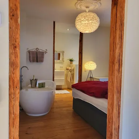 Ferienwohnung Wohnen Am Dom Geisenheim Exterior foto
